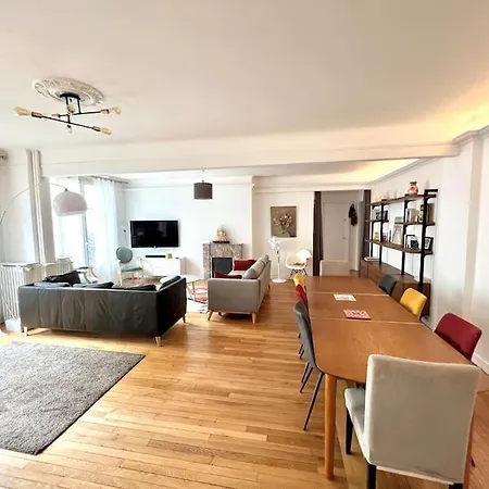Grand Dans 8 Couchages * Parigi
